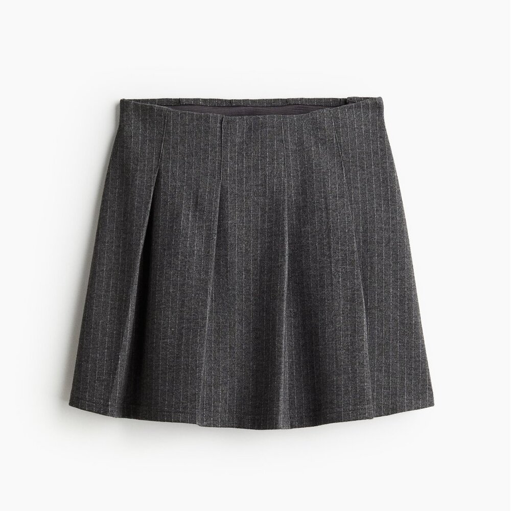 H&M Pleated Jersey Grey stripe skirt NWT